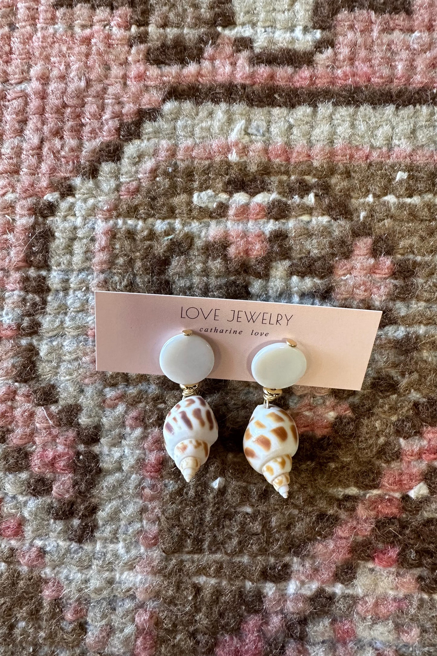 Oh Shell earring
