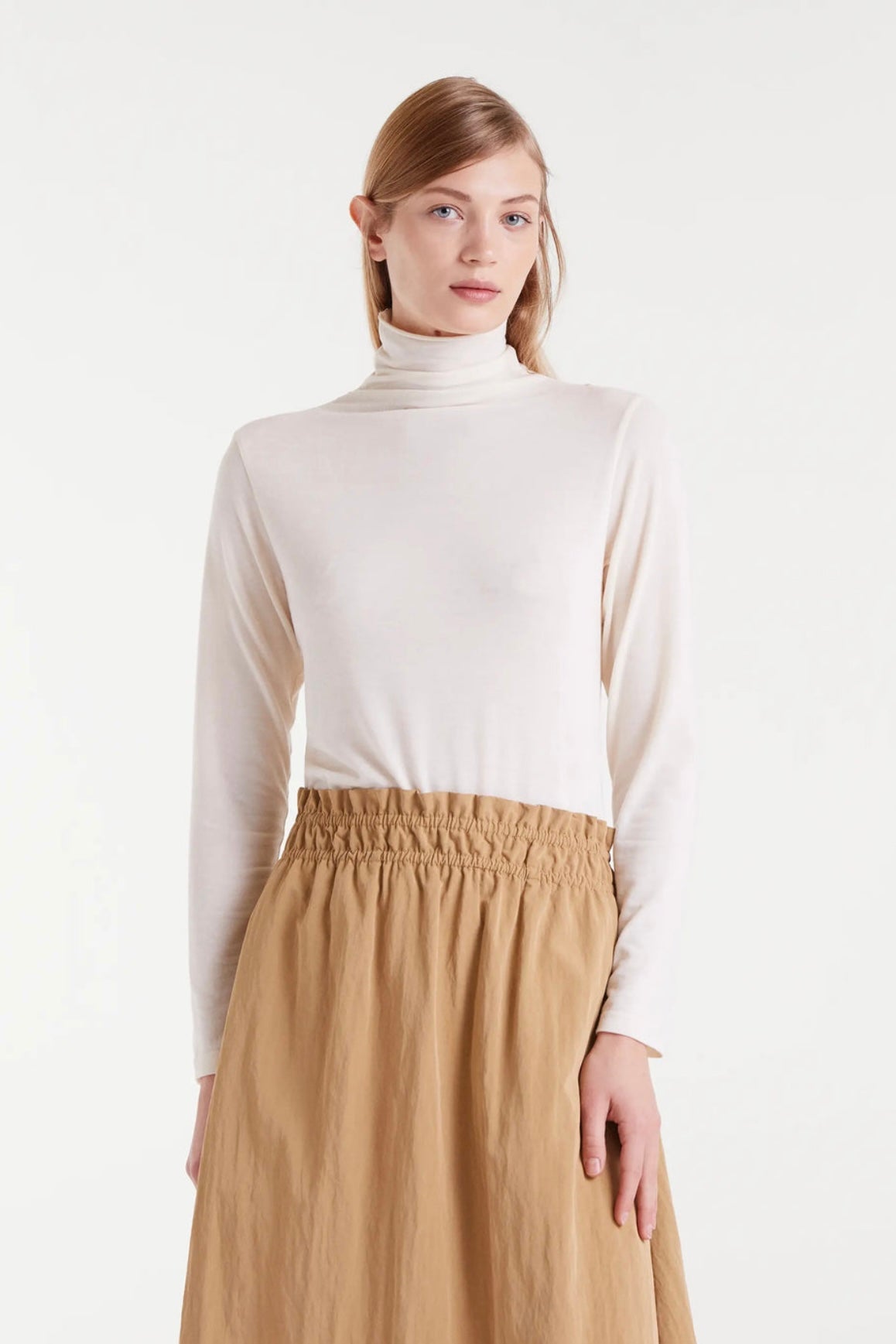 T-shirt Turtleneck