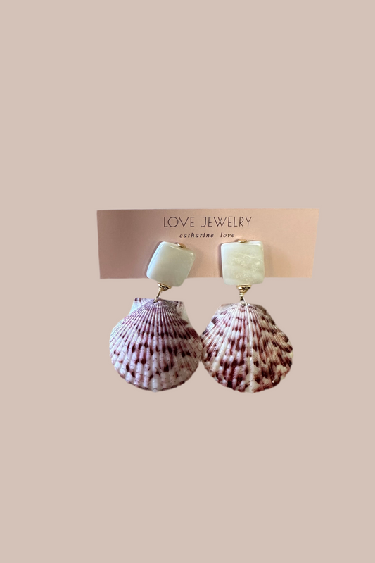 Shell earring