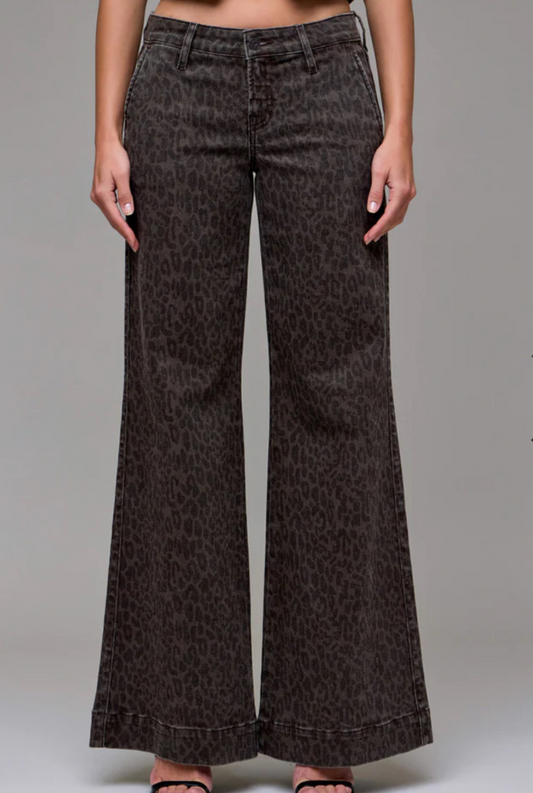 Happi Comfort Flare - Brown Cheetah