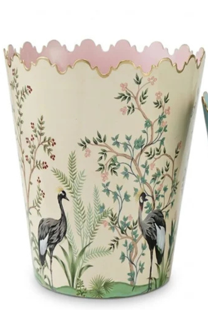 Scalloped Bucket Large