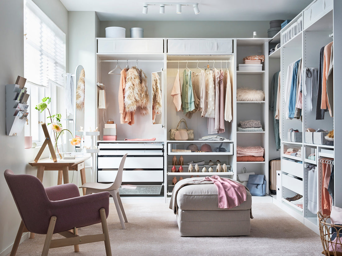 Wardrobe Staples: What Everyone Needs in Their Closet