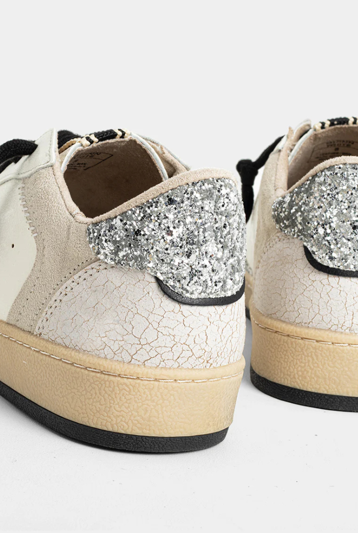 Quinn White Sneaker