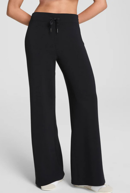 Air Essentials Wide Leg Pant