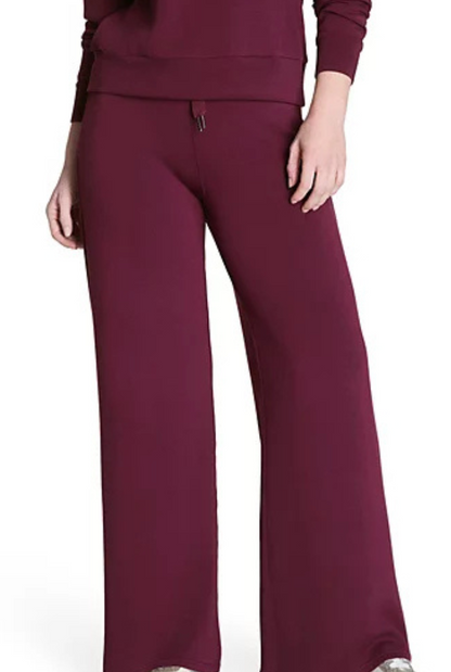 Air Essentials Wide Leg Pant