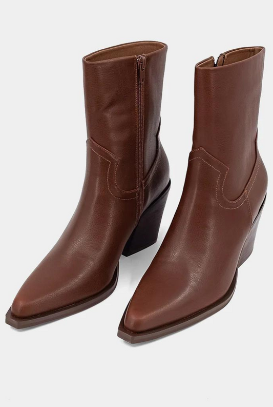Victoria Boots