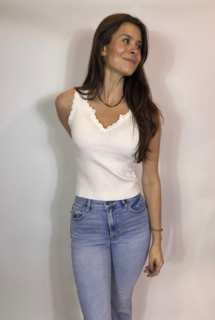 Ribbed Scallop Tank