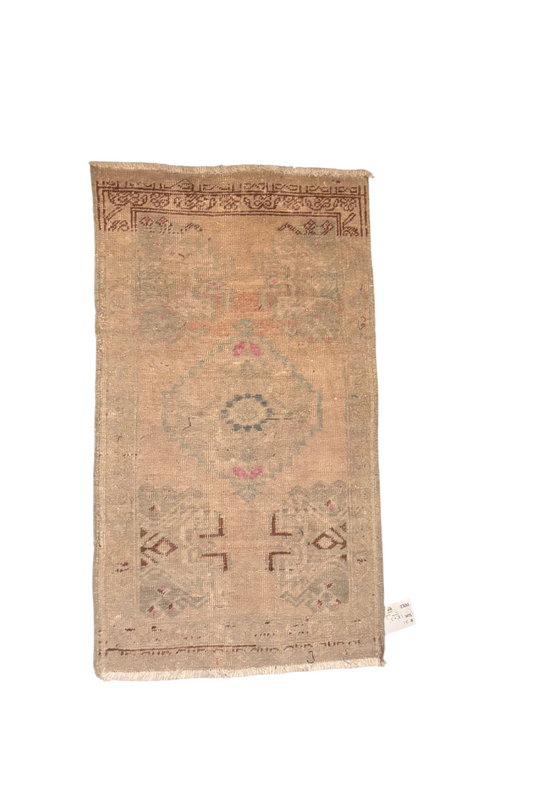 Turkish Mini Rug 2x3- Neutral Pink