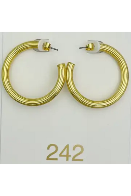 Vintage Gold Lateral Line Hoop