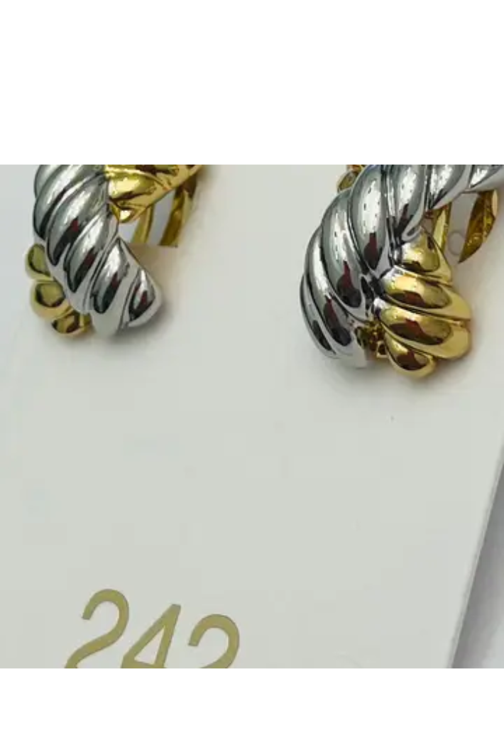 Ribbed Criss Cross
