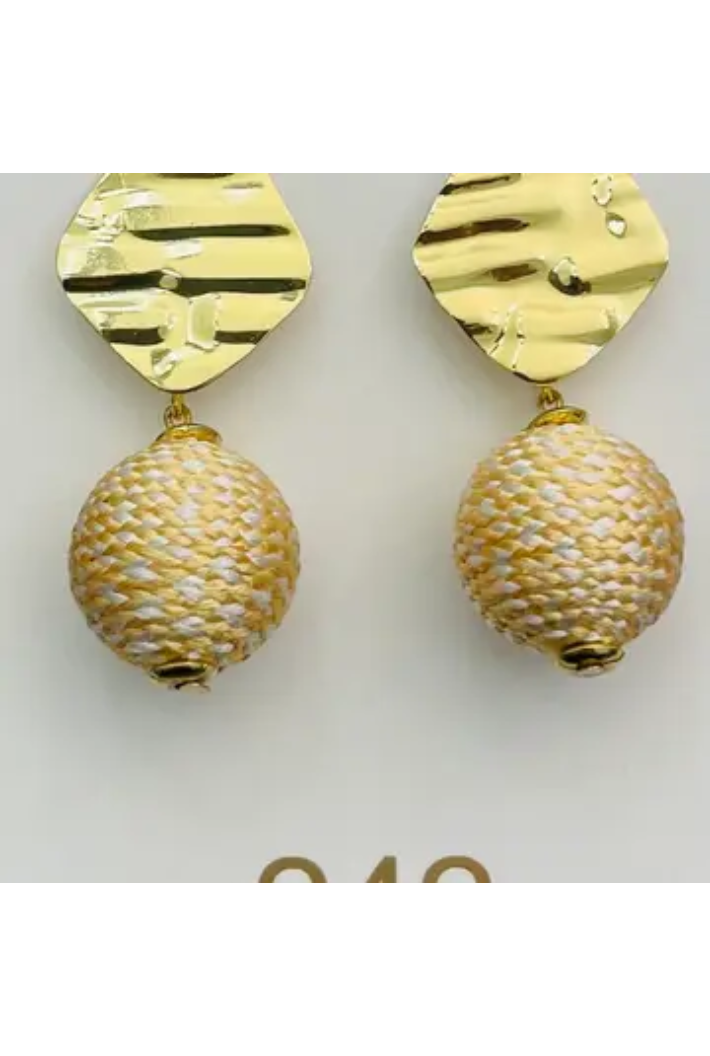 Bahama Raffia Dangle