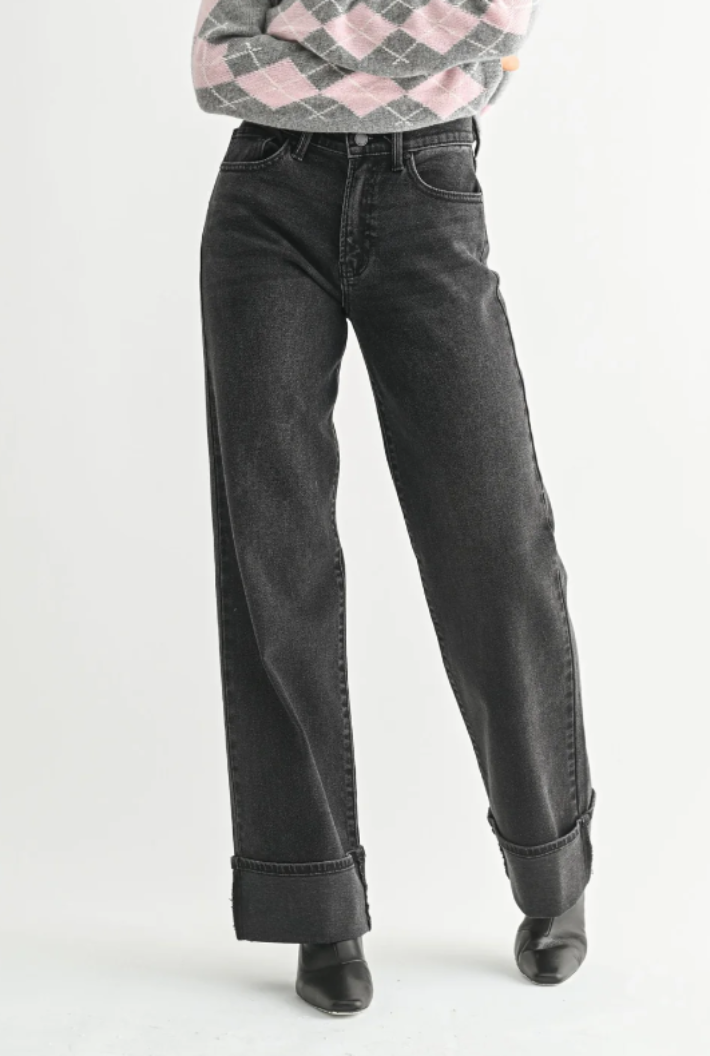 Cuffed Wide Leg Jean