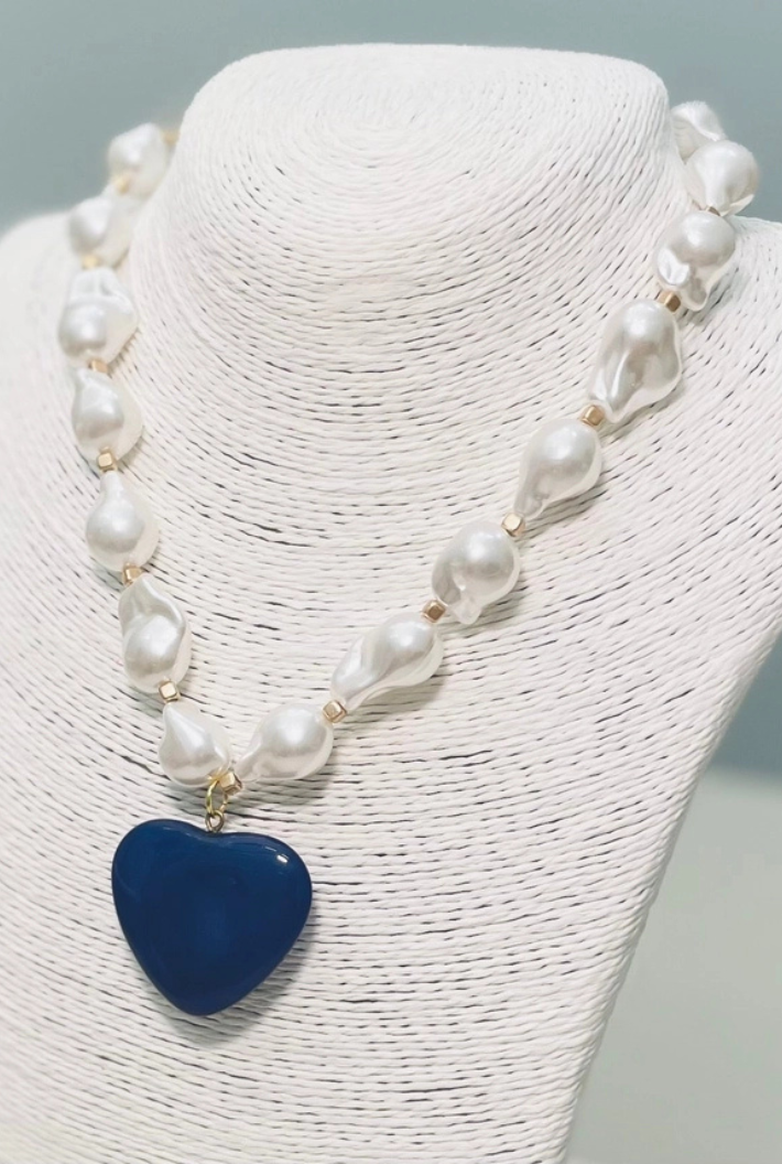 Heart N Pearl Necklace