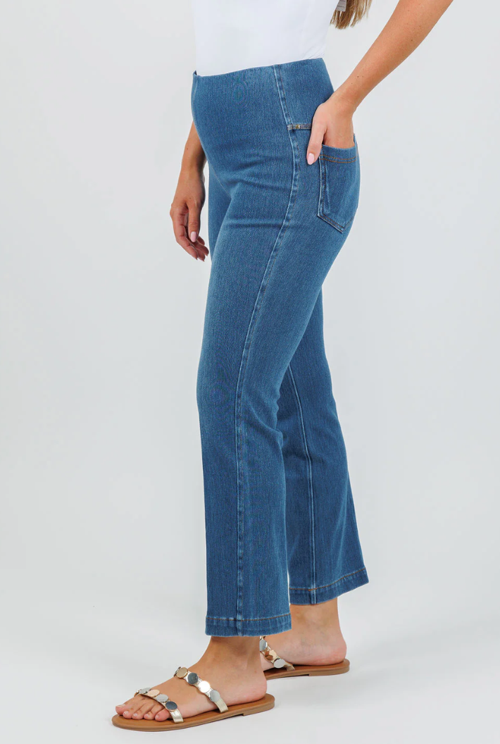 Baby Bootcut - Mid Wash