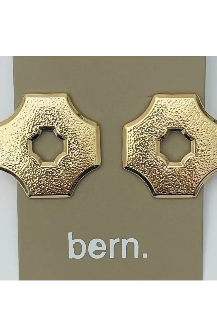 Quatrefoil Stud Earring