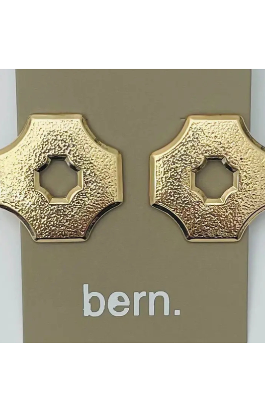 Quatrefoil Stud Earring