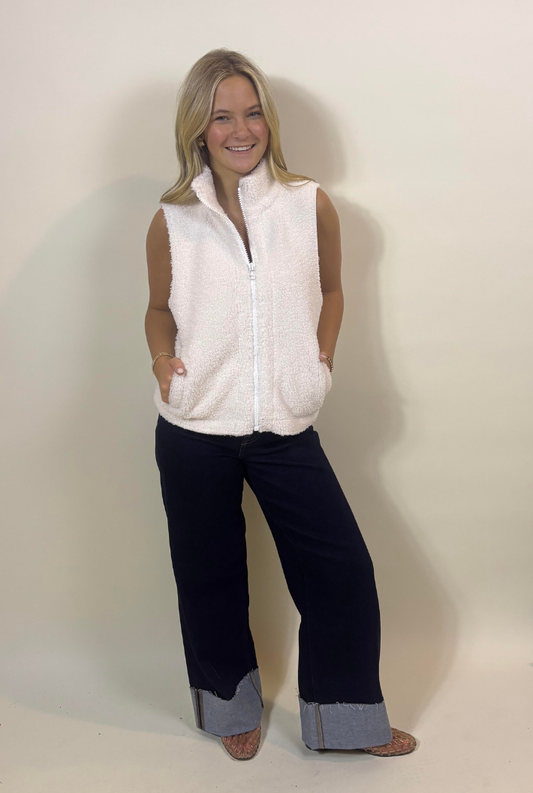Sally Sherpa Vest